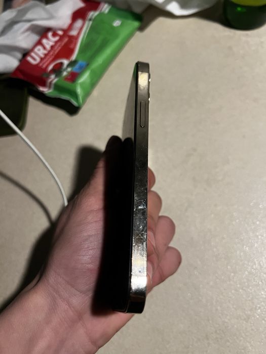 Iphone 12 pro, citeste descrierea