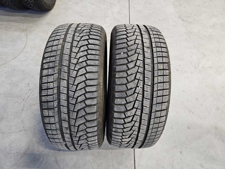 2 Anvelope de IARNA 225.55.16 'Hankook' [dot 2023]; ca NOI