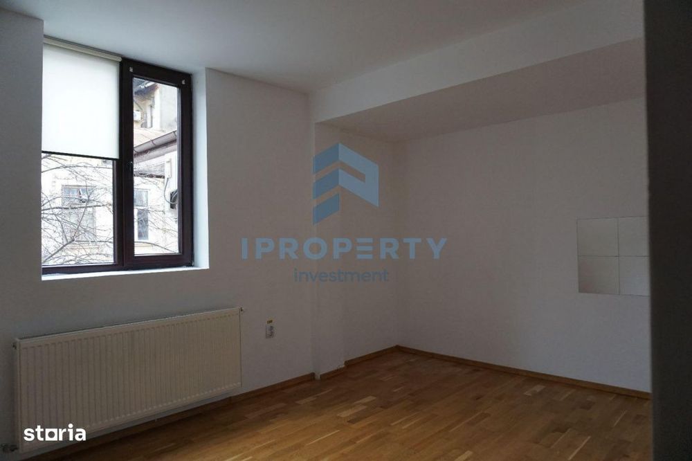 Comercial-Birouri | Piata Victoriei | 250 mpu | 18 Camere | Curte prop