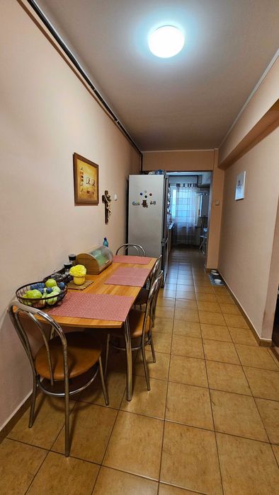 Apartament 4 camere de vanzare Bolintin Vale,jud.Giurgiu.