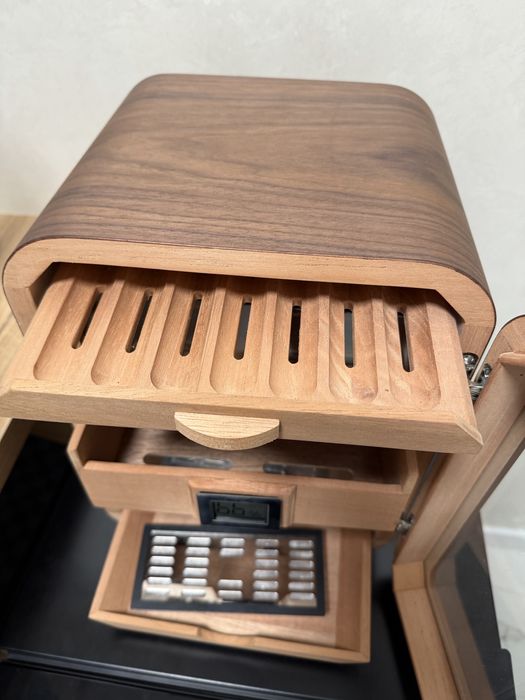 Хумидор за около 50-60 пури