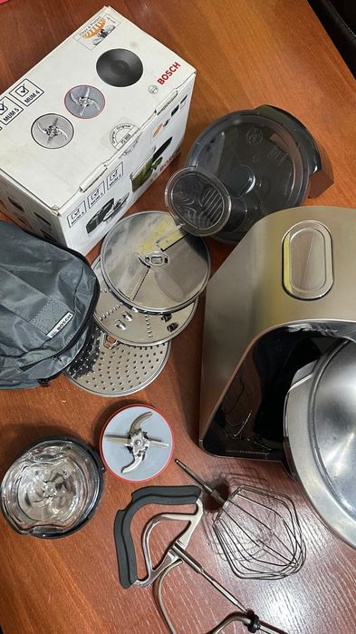 Продам кухонный комбайн BOSCH