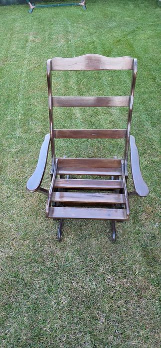 Fotoliu balansoar din lemn