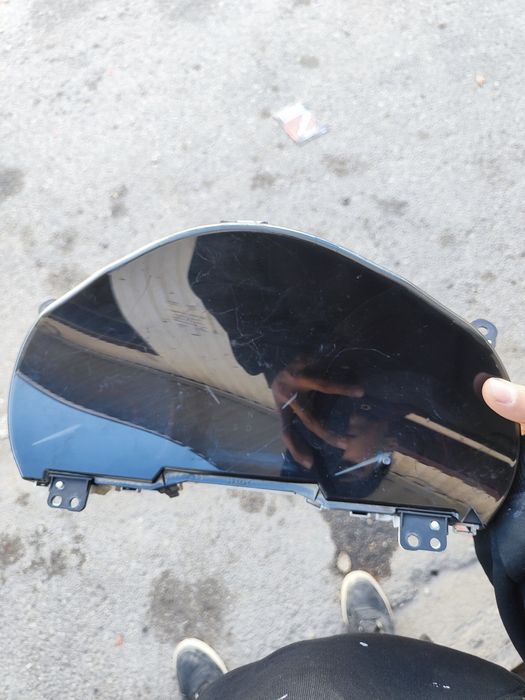 Щиток прибор от toyota highlander 4wd