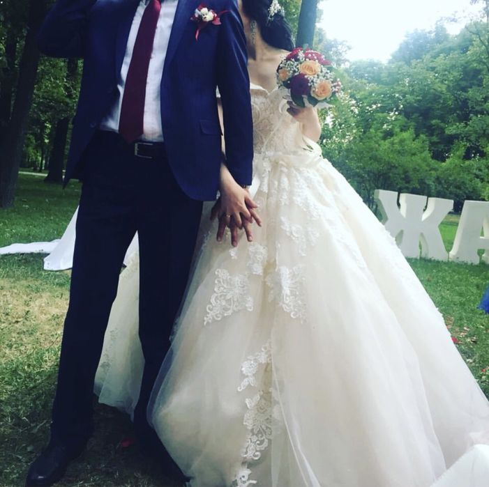 Свадебное платье