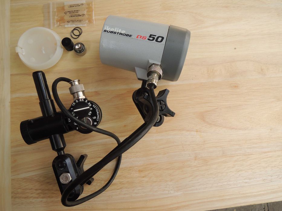 Blitz subacvatic Ikelite Digital Substrobe DS 50