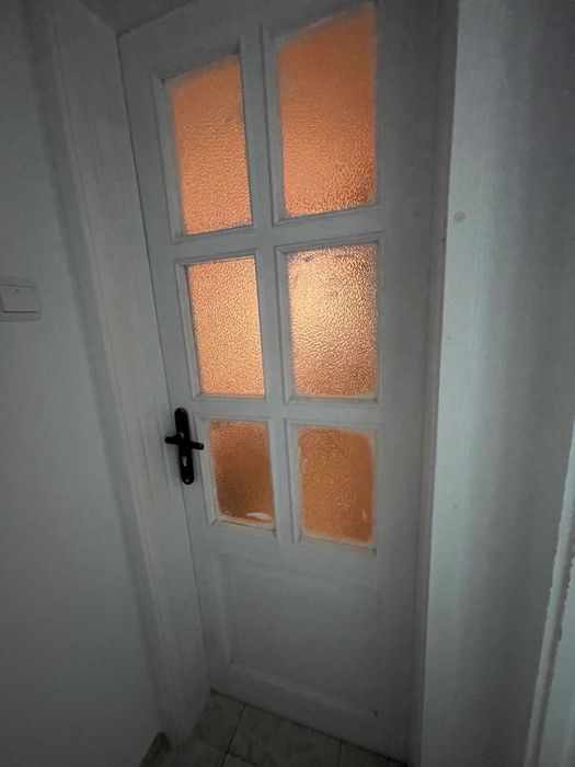 Дървени масивни врати с каси 5бр