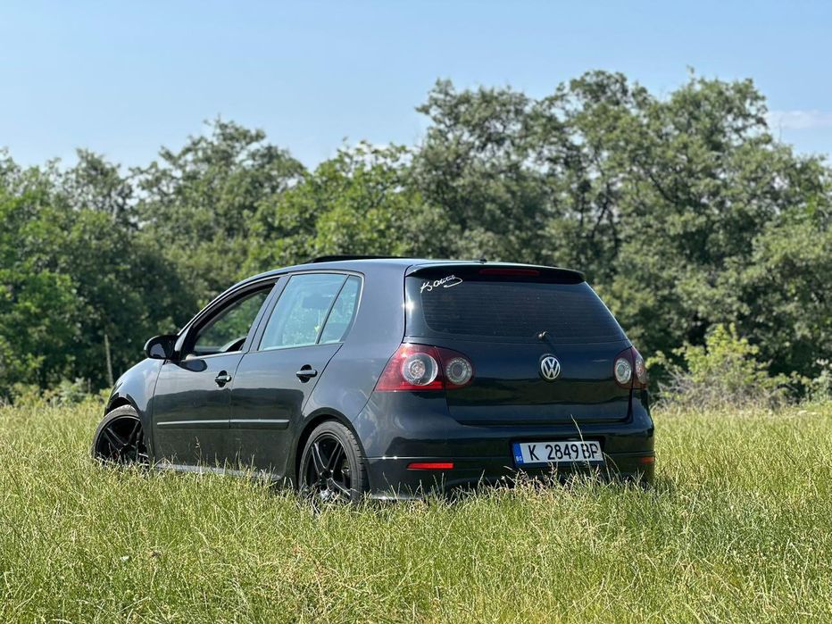 Продавам Голф 5 2.0tdi 140кс. BKD на ЧАСТИ както и Части за други коли