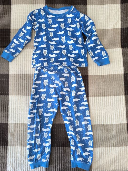 Вещи ,на мальчика 5-7 лет