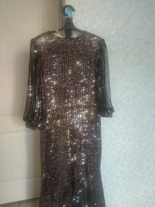 Платья женское  48 размер