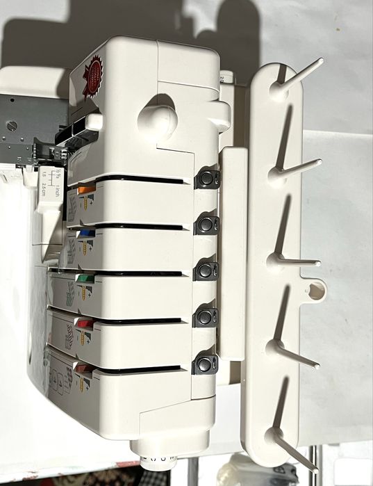 Коверлок Merrylock 5550A