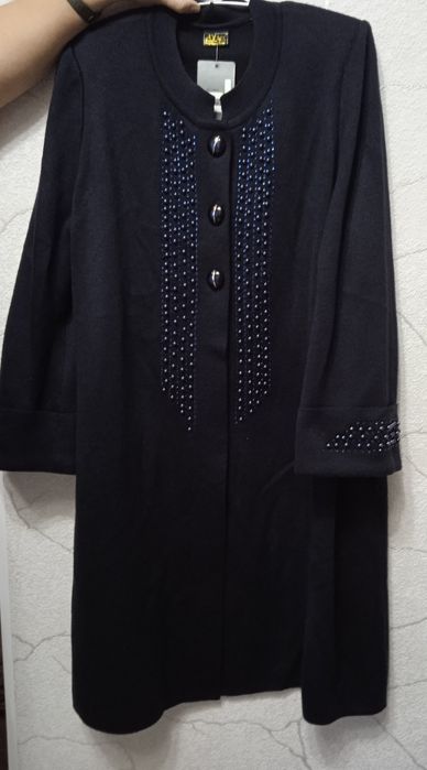 Продам вещи новые.