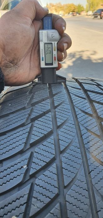 Гуми 2бр 225/50/18 -1бр - 125лв