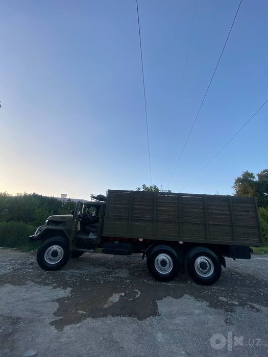 Zil 131 sotiladi