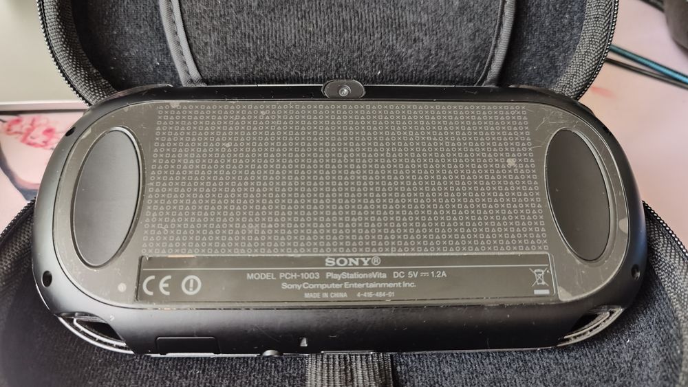 Sony PS Vita 1003 (OLED)