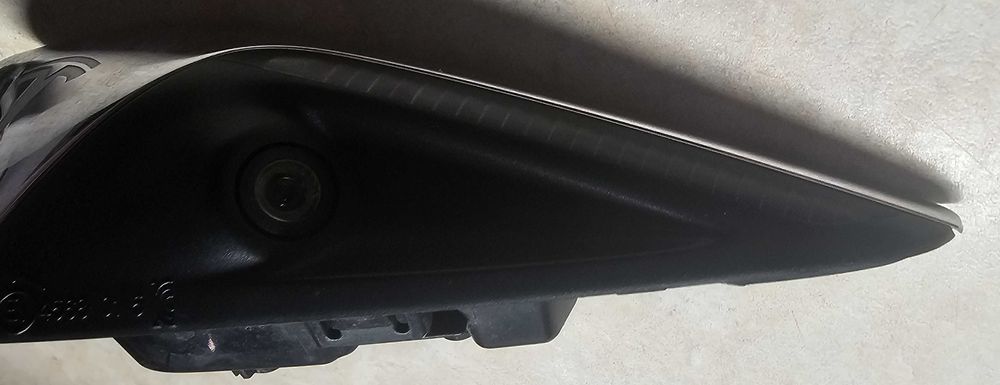 Tesla 3 Y камера Мигач