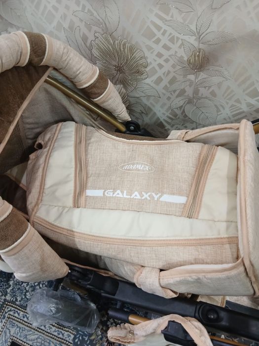 Продам детскую коляску