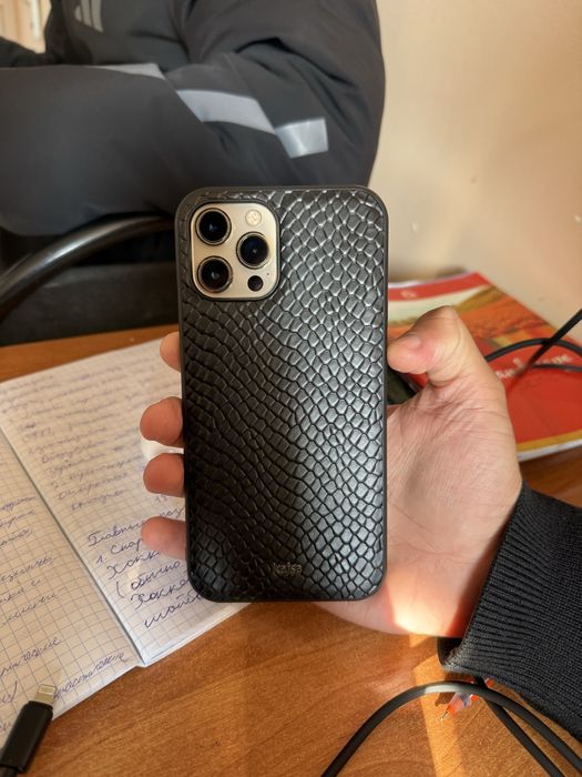 продам айфон 12 про макс 256гб