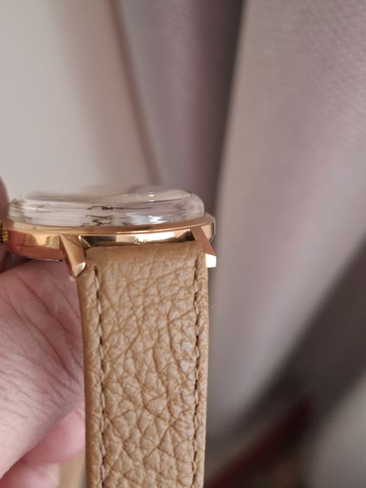 Продам позолоченные  часы СССР.