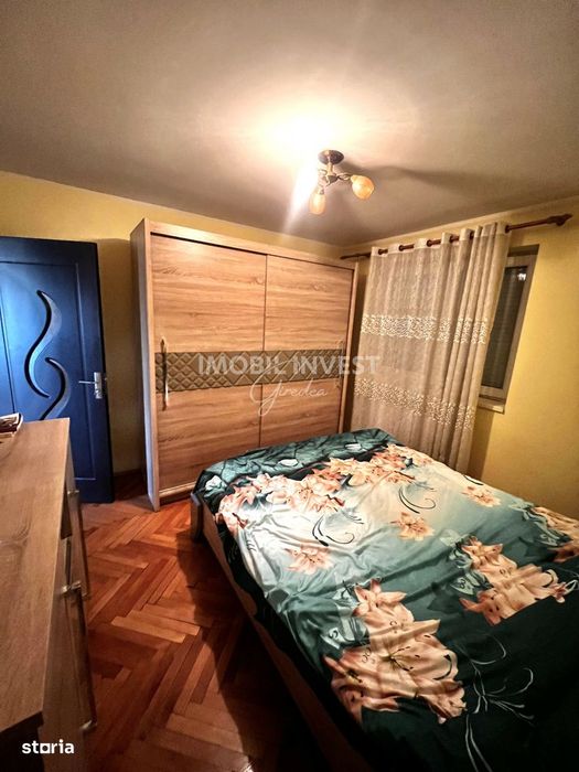 Apartament cu 3 camere, Cetate-Bulevard, etajul 2, balcon