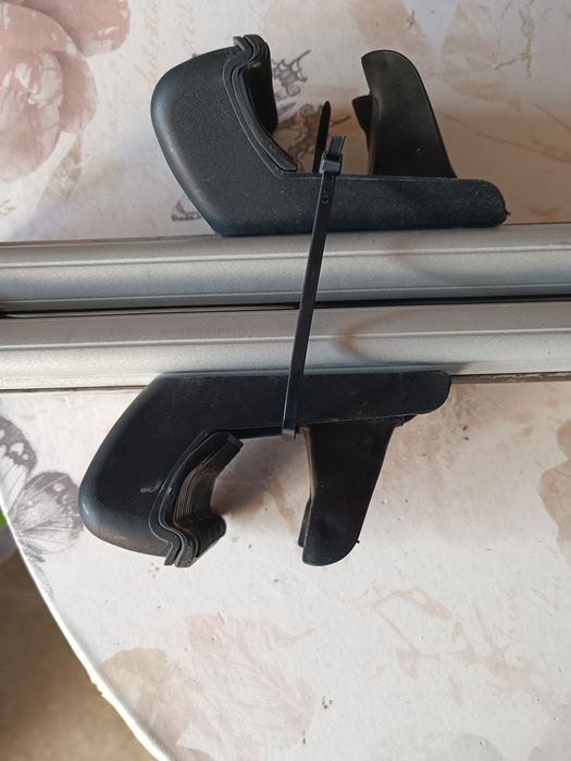 Vând bare portbagaj