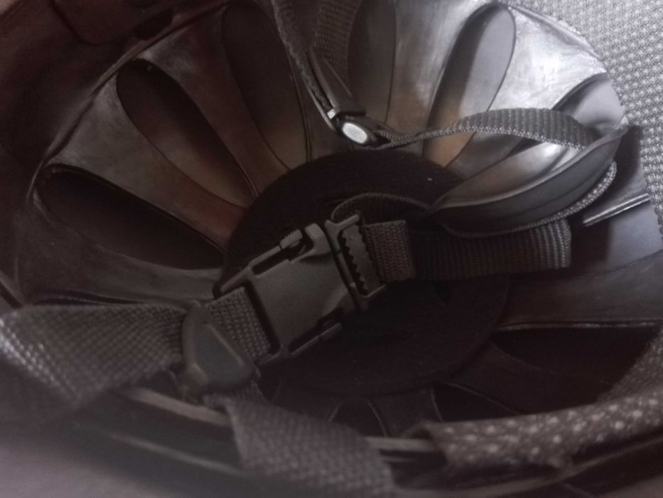 Шапка за конна езда и каска за мотор,тротинетка велосипед.