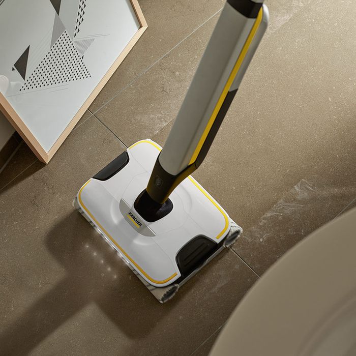 Продам электро швабру Karcher FC 7