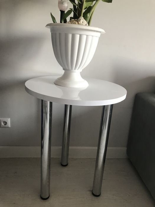 Круглый стол мдф