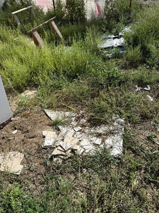 curatenie si eliberare gunoi bloc , Demolam pereti din BCA, caramida si rigips