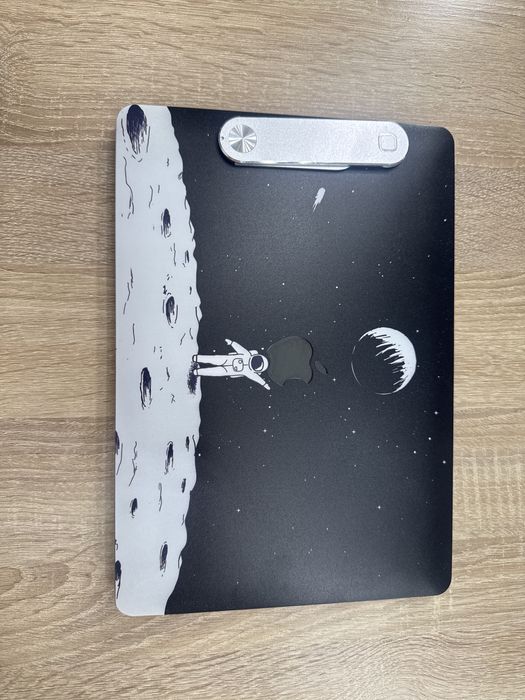 Macbook pro 2017 года