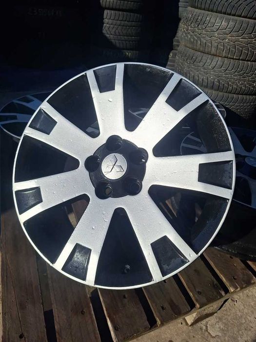 Jante Mitsubishi Outlander 7.0x18 et 38 5x114,3 Originale Bicolor