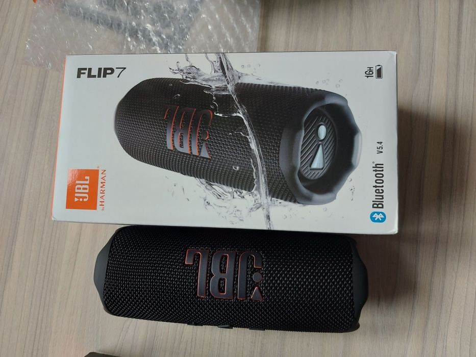 Vând Boxa jbl flip 7