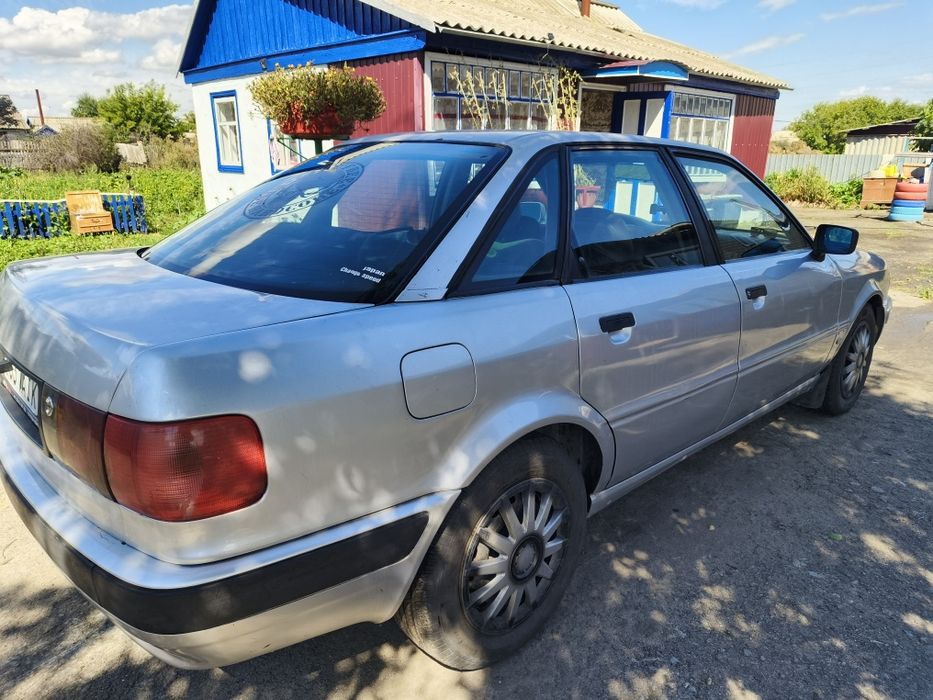 Продам Ауди 80 б4