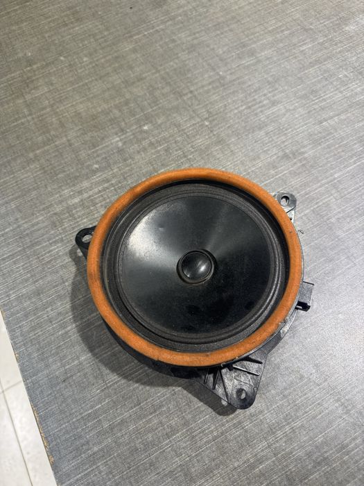 Камри 70 калонка JBL