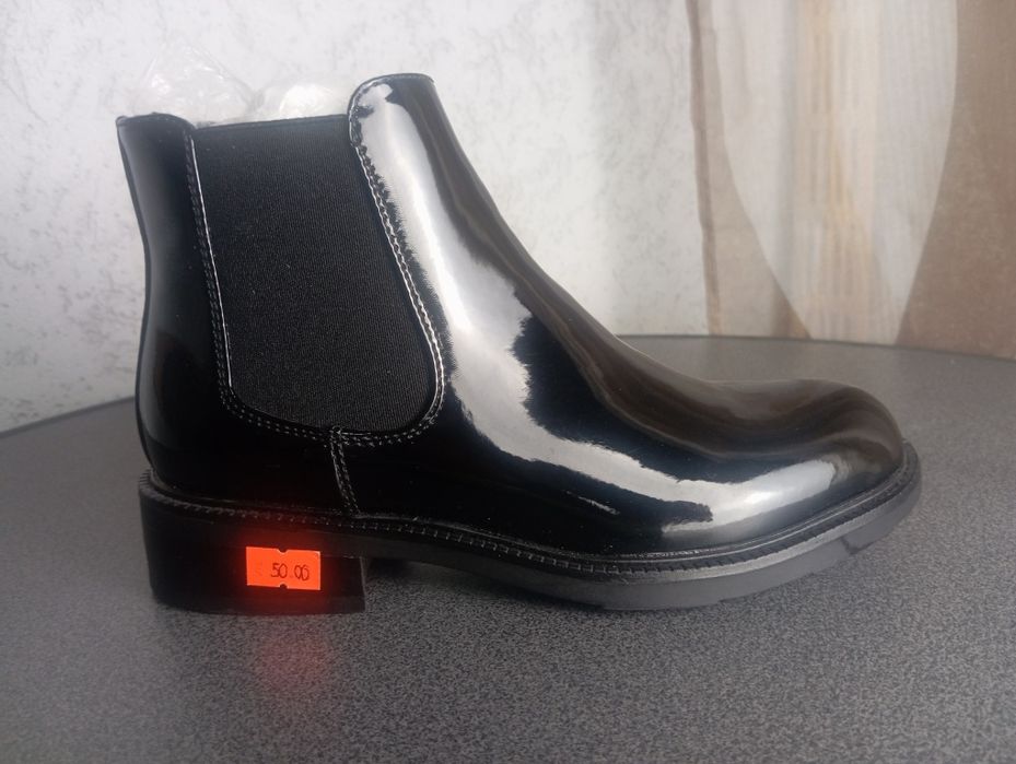 Италиански боти марка Primadonna 36