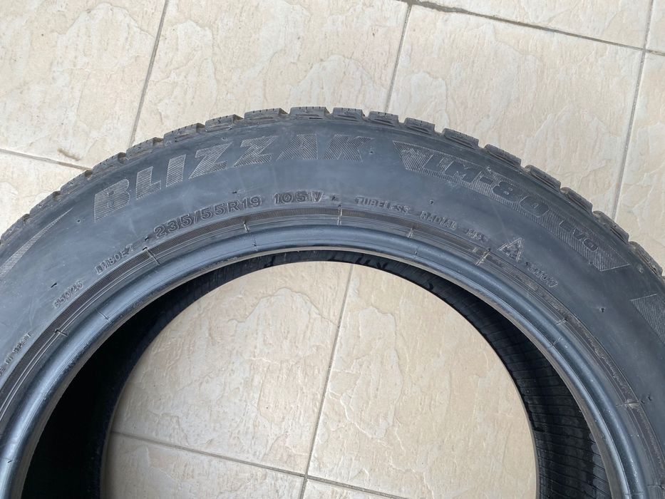 Гуми зимни гума  235/55/19” BRIDGESTONE BLIZZAK LM-80