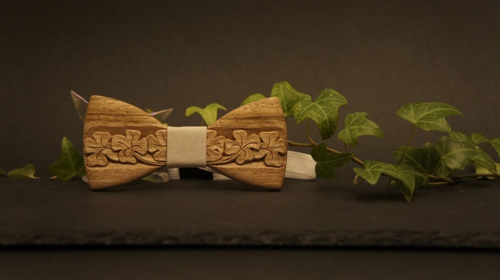 Ръчно изработени дървени папийонки