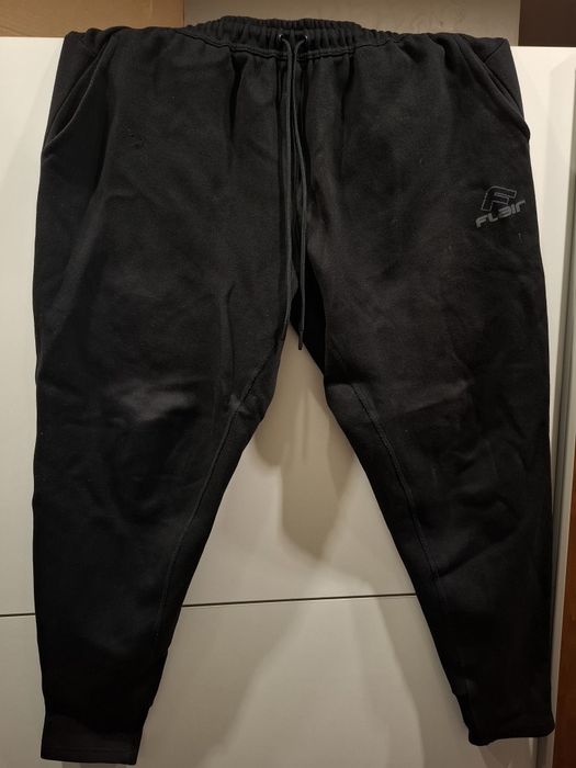 Мъжко спортно долнище Flair XL