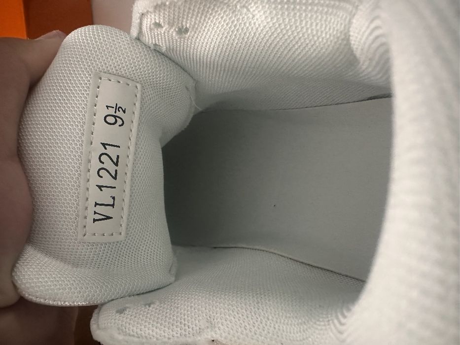 Adidasi Louis Vuitton Trainers