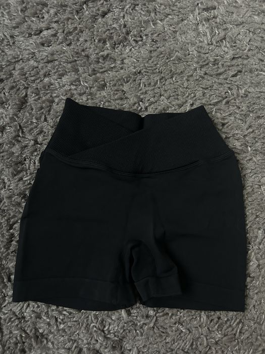 SM fit и H&M спортни дрехи