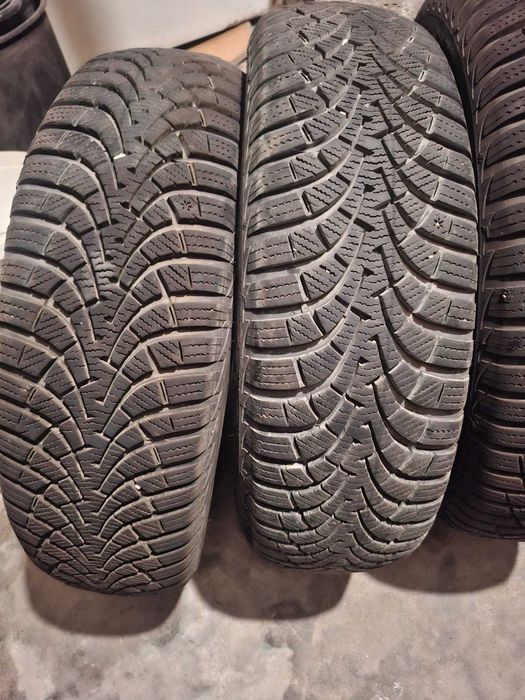 Goodyear UltraGrip 9 195/65/15 - 4бр. - DOT 3216