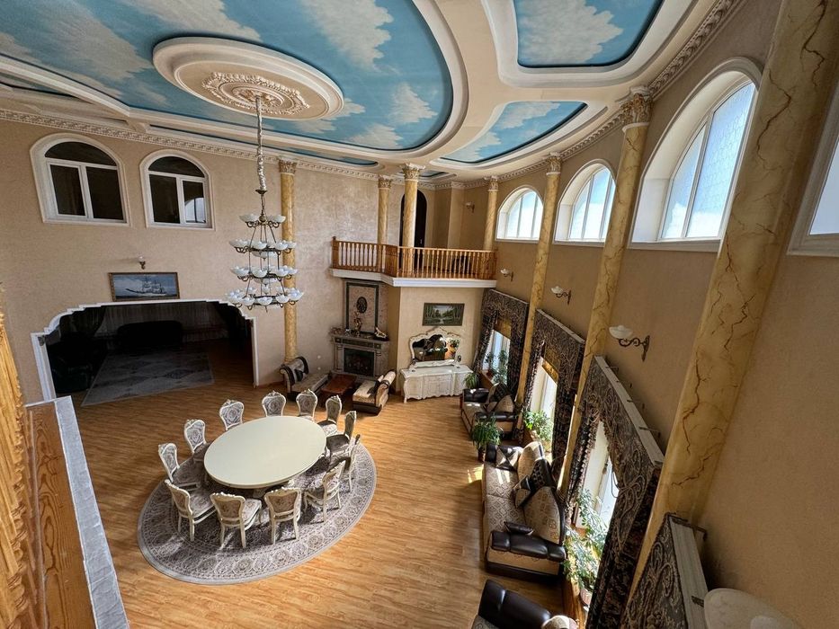 Продается Евро дом на Центре Луначарского