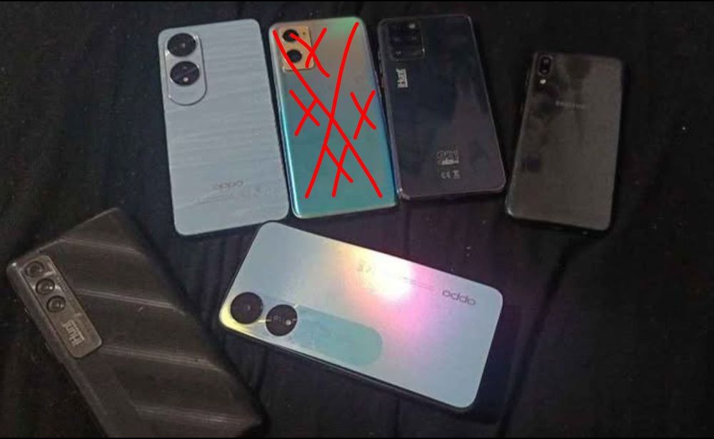 Telefoane display nefuncțional