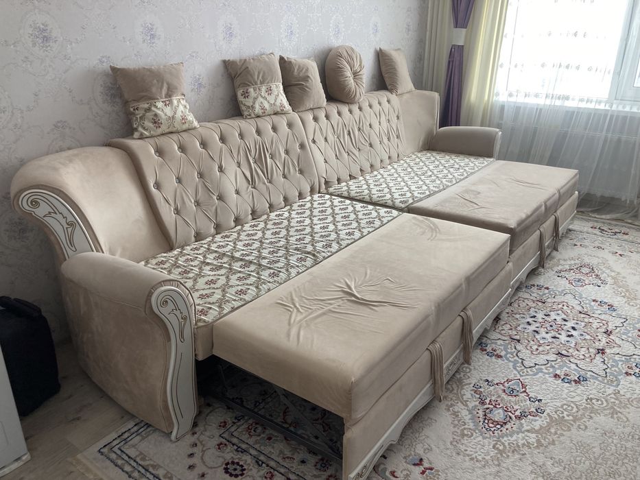 Диван для гостинный