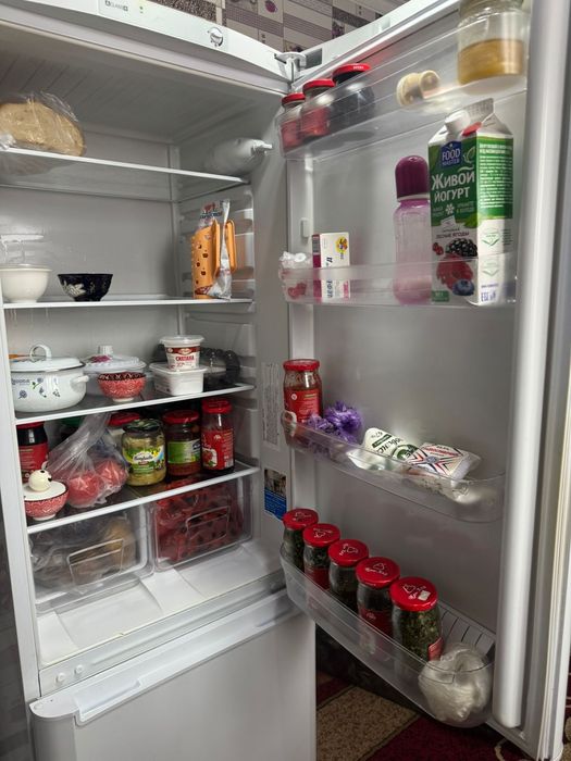 Холодильник  продам