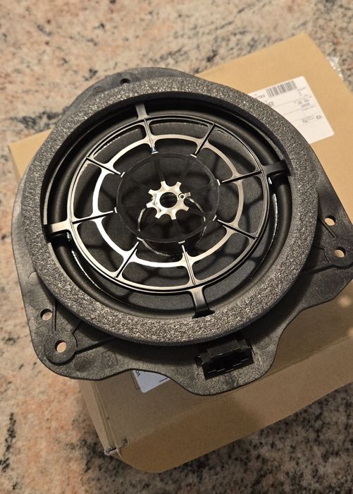 Boxa/speaker spate dreapta (nouă) - pt Audi A5 (2017)