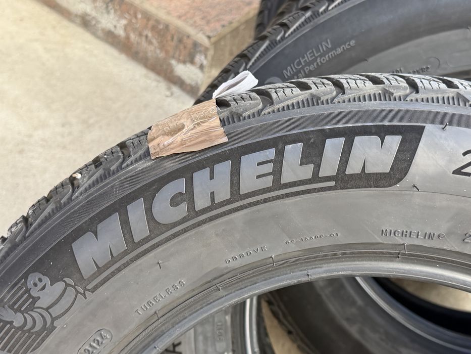 4 Anvelope Iarnă Michelin Pilot Alpin 5 MO – 215/65 R17 – DOT 2024