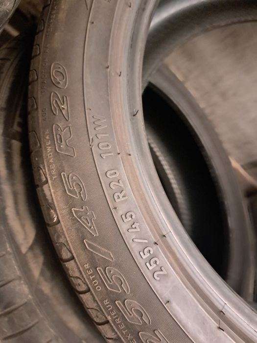 O anvelopa 255/45 R20 Pirelli