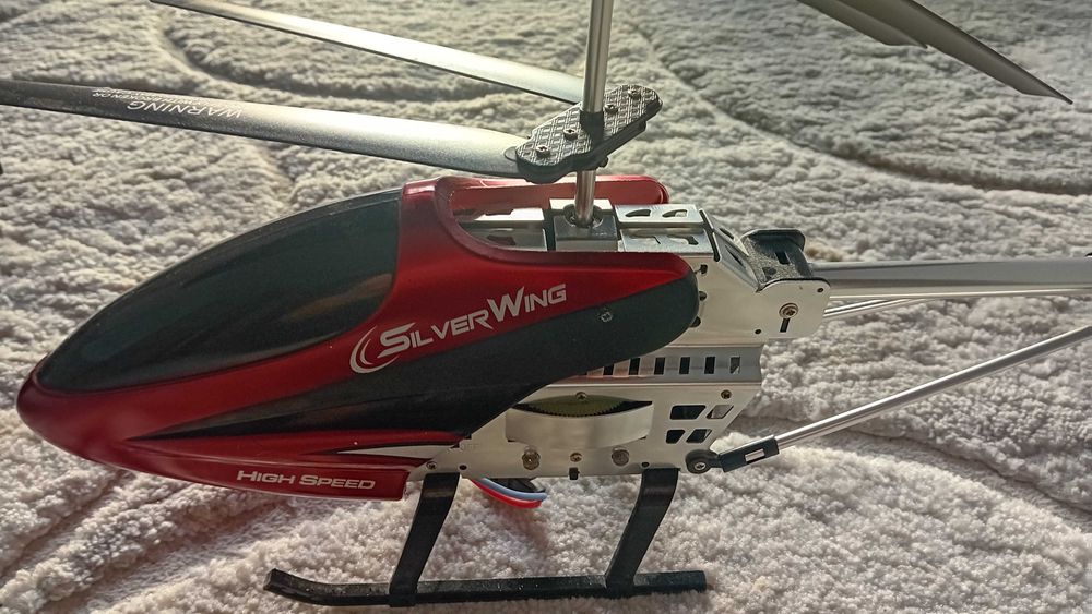 Vand elicopter cu telecomandă Silver Wing