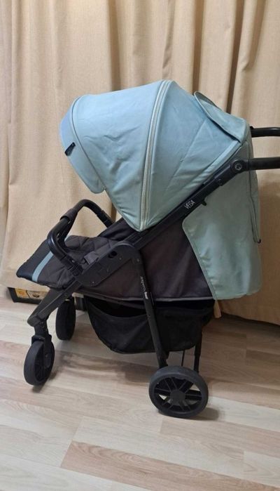 Детская коляска. В отличном состоянии